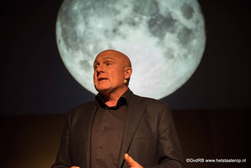 André Kuipers spreekt over zijn ervaring voor ondernemers DFM